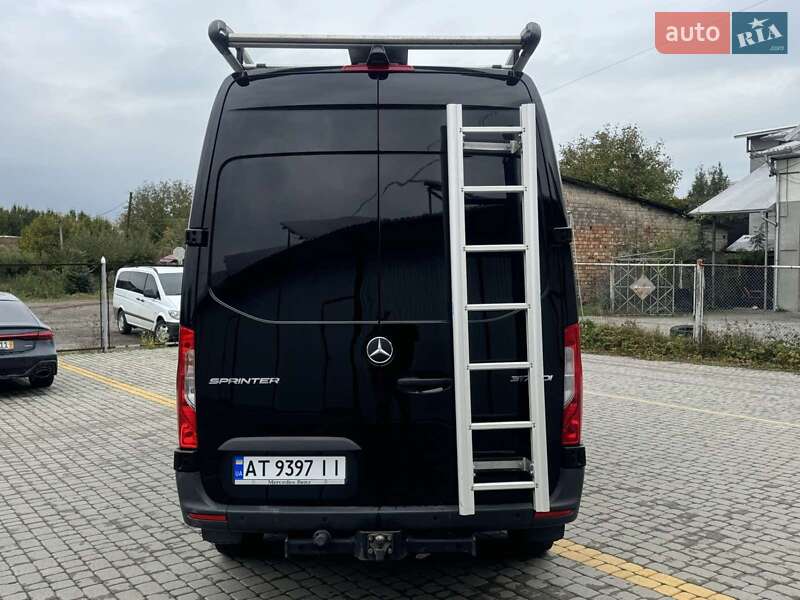 Грузопассажирский фургон Mercedes-Benz Sprinter 2021 в Ивано-Франковске