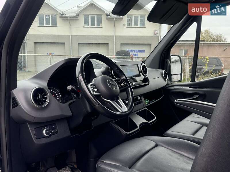 Грузопассажирский фургон Mercedes-Benz Sprinter 2021 в Ивано-Франковске