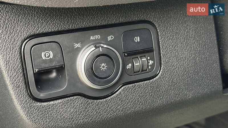 Микроавтобус грузовой (до 3,5т) Mercedes-Benz Sprinter 2019 в Кицмани