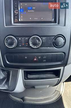 Грузовой фургон Mercedes-Benz Sprinter 2013 в 