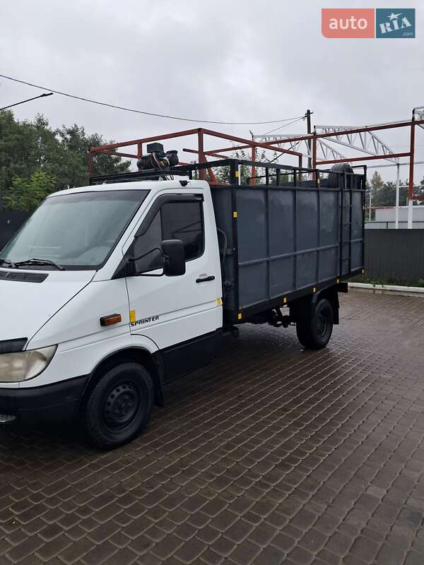 Вантажопасажирський фургон Mercedes-Benz Sprinter 2000 в Львові фото 7 Вантажопасажирський фургон Mercedes-Benz Sprinter 2000 в Львові