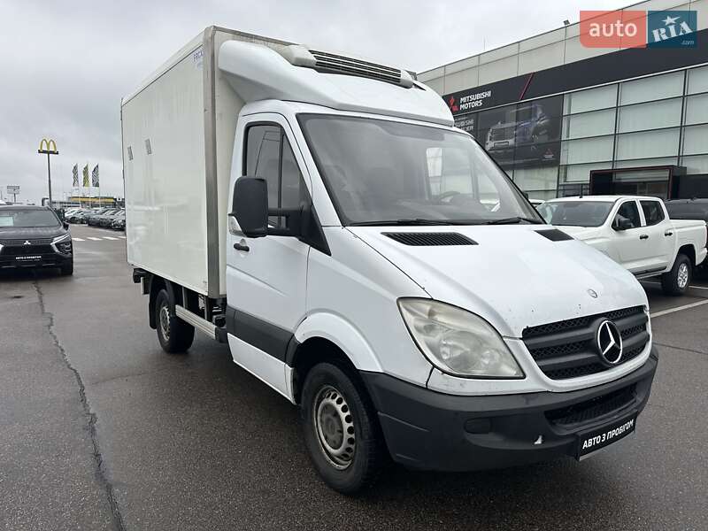 Mercedes-Benz Sprinter 2011