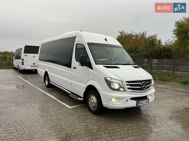 Mercedes-Benz Sprinter 2013