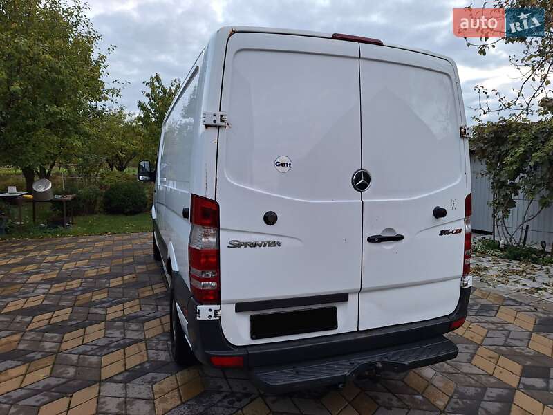 Грузовой фургон Mercedes-Benz Sprinter 2009 в Городище