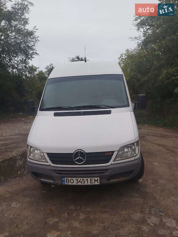 Вантажопасажирський фургон Mercedes-Benz Sprinter 2005 в Тернополі