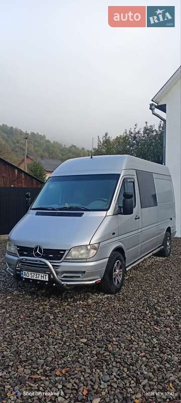 Микроавтобус Mercedes-Benz Sprinter 2004 в 