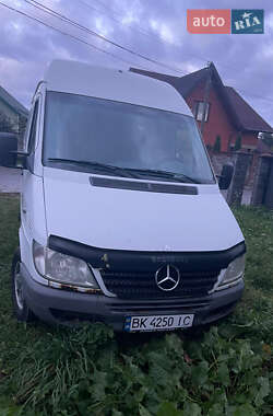 Грузовой фургон Mercedes-Benz Sprinter 2006 в Ровно