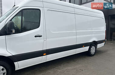 Грузовой фургон Mercedes-Benz Sprinter 2020 в 