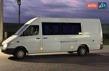Грузопассажирский фургон Mercedes-Benz Sprinter 2005 в 
