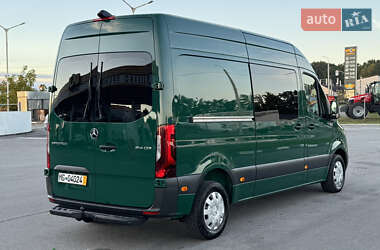 Вантажний фургон Mercedes-Benz Sprinter 2022 в 