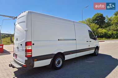 Грузовой фургон Mercedes-Benz Sprinter 2015 в 