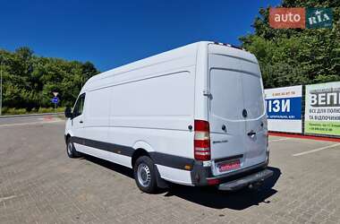 Грузовой фургон Mercedes-Benz Sprinter 2015 в 