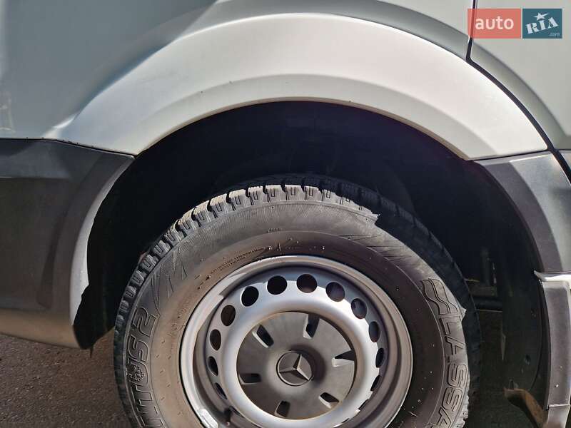 Вантажний фургон Mercedes-Benz Sprinter 2015 в Тернополі фото 12 Вантажний фургон Mercedes-Benz Sprinter 2015 в Тернополі