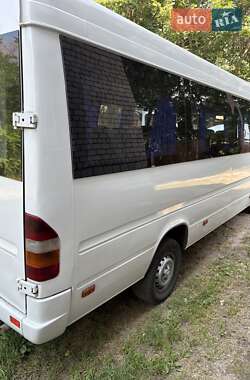 Городской автобус Mercedes-Benz Sprinter 1997 в Каменском