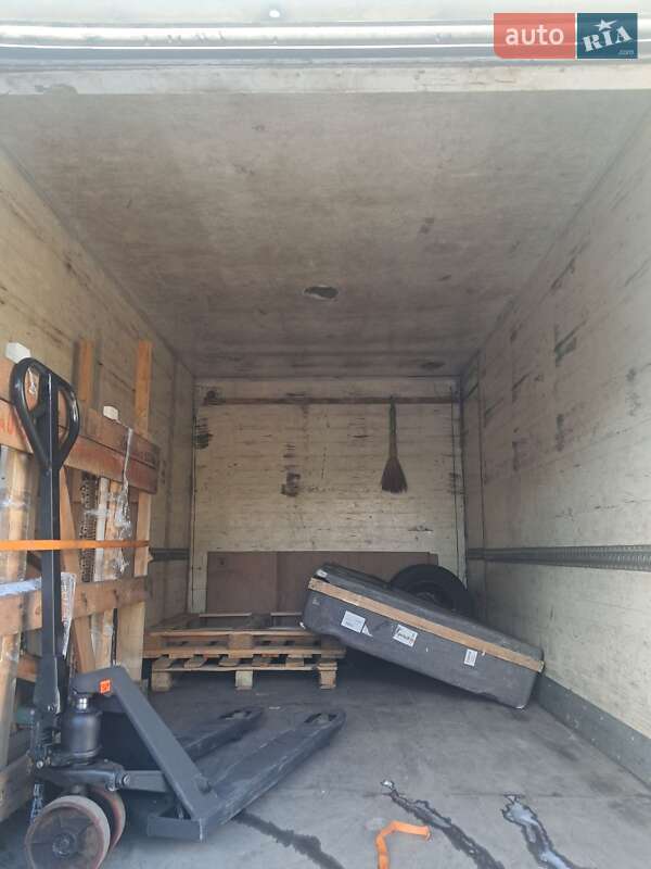 Грузопассажирский фургон Mercedes-Benz Sprinter 2004 в Кропивницком фото 18 Грузопассажирский фургон Mercedes-Benz Sprinter 2004 в Кропивницком