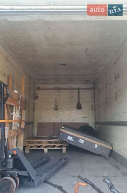 Грузопассажирский фургон Mercedes-Benz Sprinter 2004 в  фото 18 Грузопассажирский фургон Mercedes-Benz Sprinter 2004 в