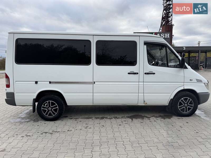 Микроавтобус Mercedes-Benz Sprinter 2005 в Калуше
