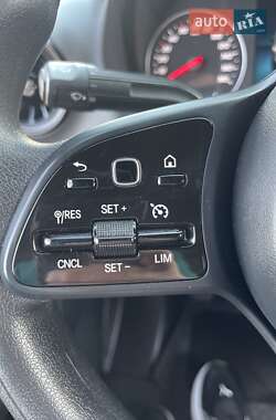Грузовой фургон Mercedes-Benz Sprinter 2021 в 