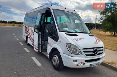Туристический / Междугородний автобус Mercedes-Benz Sprinter 2011 в Черновцах