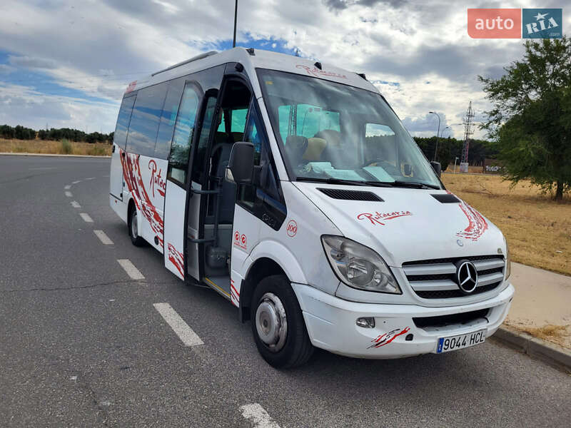 Туристический / Междугородний автобус Mercedes-Benz Sprinter 2011 в 