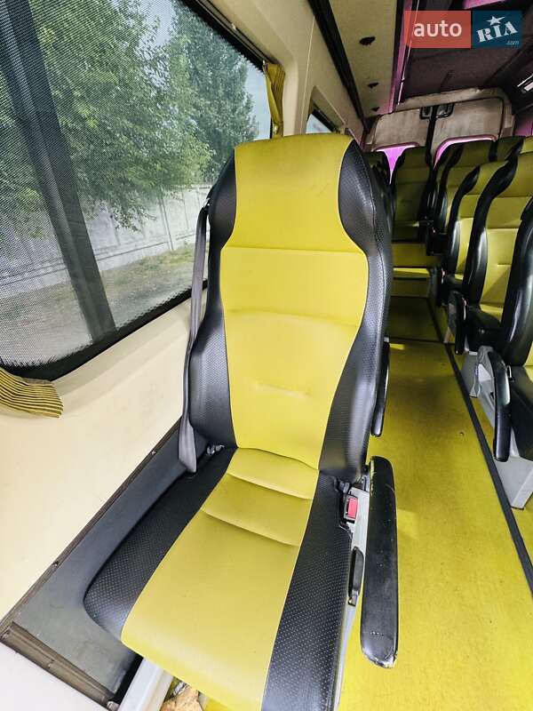 Туристический / Междугородний автобус Mercedes-Benz Sprinter 2011 в Днепре