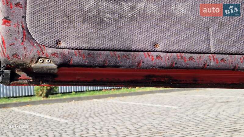 Вантажопасажирський фургон Mercedes-Benz Sprinter 2005 в Івано-Франківську