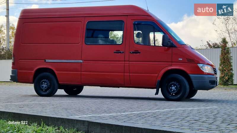 Вантажопасажирський фургон Mercedes-Benz Sprinter 2005 в Івано-Франківську