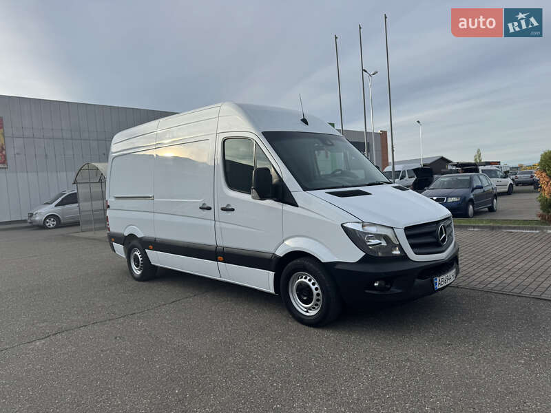 Грузовой фургон Mercedes-Benz Sprinter 2016 в 