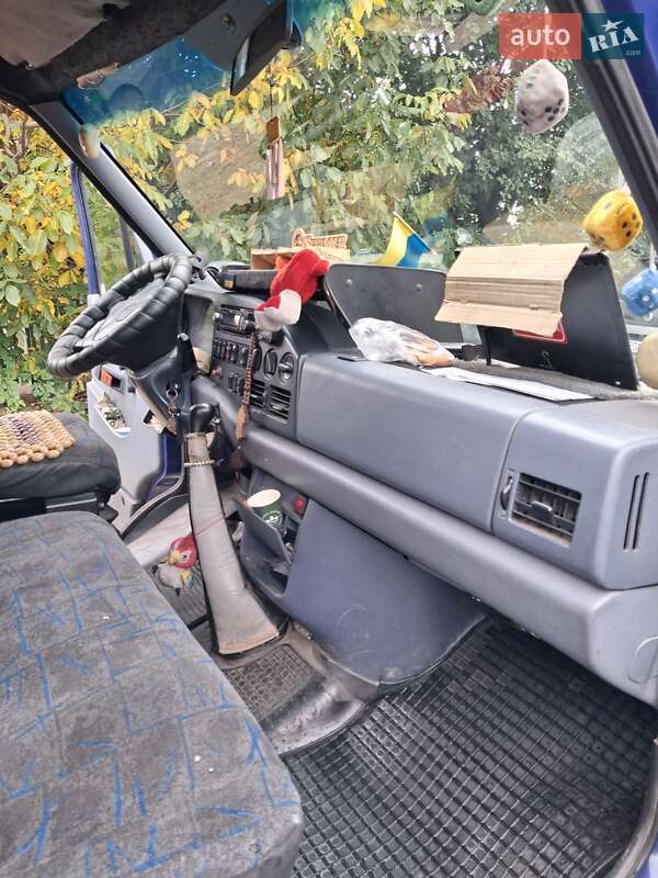 Микроавтобус Mercedes-Benz Sprinter 1999 в Кривом Роге фото 9 Микроавтобус Mercedes-Benz Sprinter 1999 в Кривом Роге
