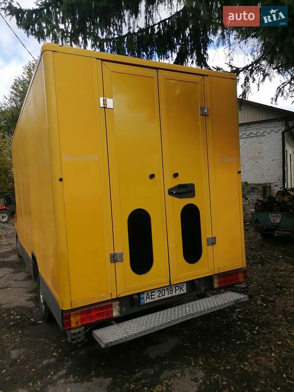 Грузовой фургон Mercedes-Benz Sprinter 2001 в Жашкове