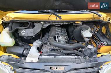 Грузовой фургон Mercedes-Benz Sprinter 2001 в  фото 8 Грузовой фургон Mercedes-Benz Sprinter 2001 в