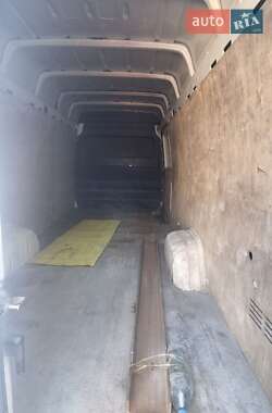 Грузовой фургон Mercedes-Benz Sprinter 2001 в 