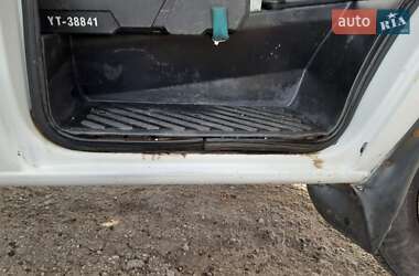 Тентованый Mercedes-Benz Sprinter 2001 в 