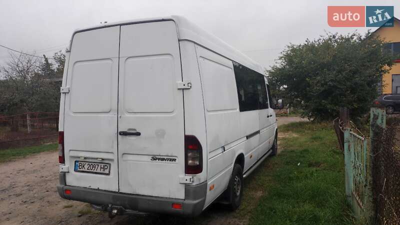 Микроавтобус Mercedes-Benz Sprinter 2006 в Вараше фото 4 Микроавтобус Mercedes-Benz Sprinter 2006 в Вараше