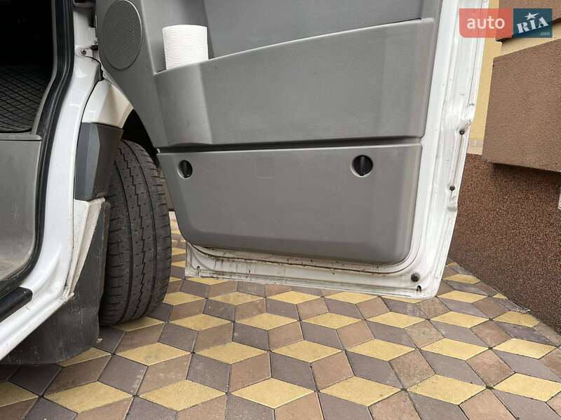 Микроавтобус грузовой (до 3,5т) Mercedes-Benz Sprinter 2012 в Киеве