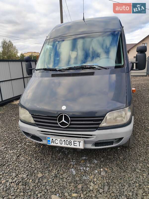 Mercedes-Benz Sprinter 2003