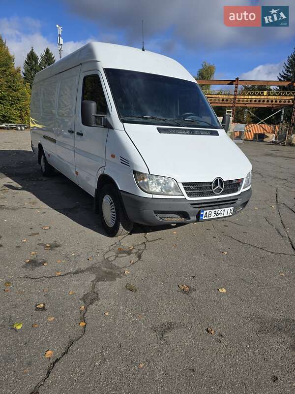 Грузовой фургон Mercedes-Benz Sprinter 2003 в Виннице фото 3 Грузовой фургон Mercedes-Benz Sprinter 2003 в Виннице