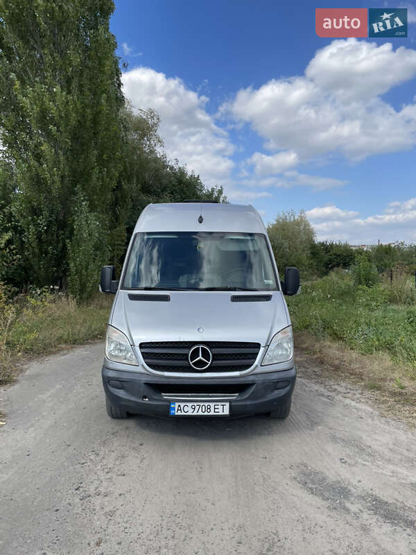 Грузовой фургон Mercedes-Benz Sprinter 2011 в Луцке