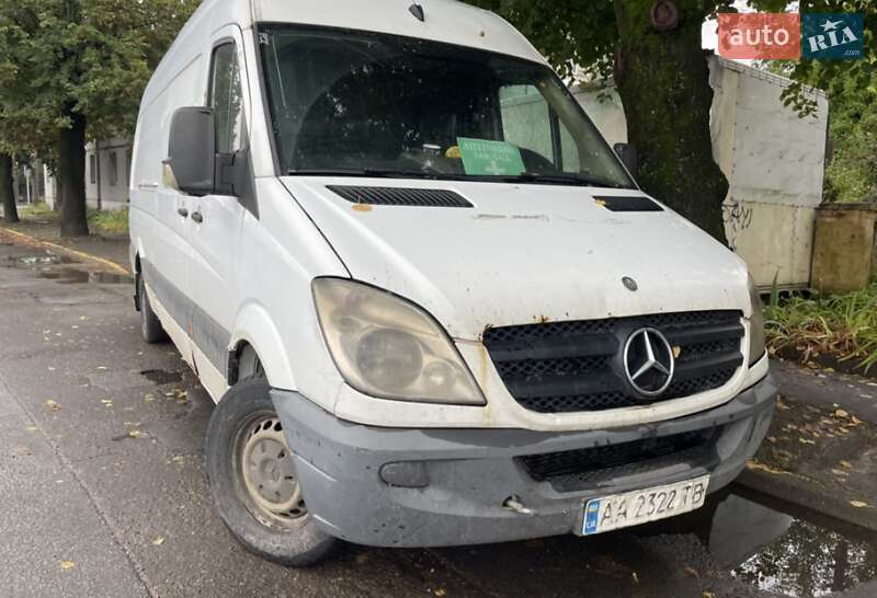 Вантажний фургон Mercedes-Benz Sprinter 2008 в Чернівцях фото 9 Вантажний фургон Mercedes-Benz Sprinter 2008 в Чернівцях