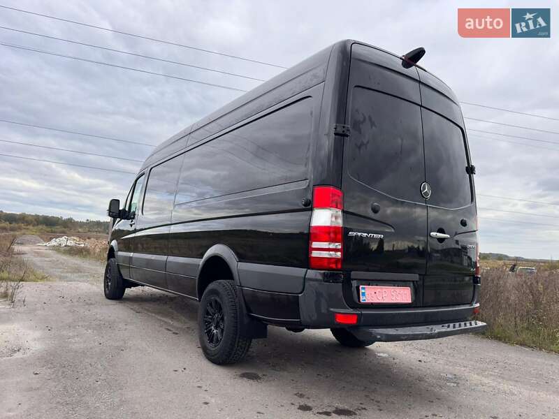 Грузопассажирский фургон Mercedes-Benz Sprinter 2016 в Ровно