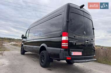 Грузопассажирский фургон Mercedes-Benz Sprinter 2016 в  фото 3 Грузопассажирский фургон Mercedes-Benz Sprinter 2016 в