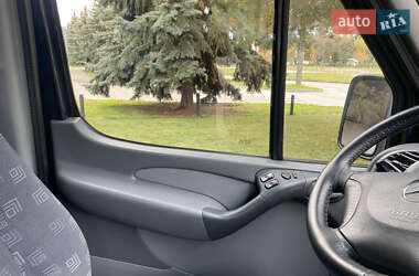 Грузовой фургон Mercedes-Benz Sprinter 2005 в 