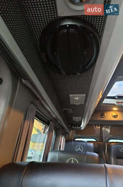 Туристический / Междугородний автобус Mercedes-Benz Sprinter 2011 в 