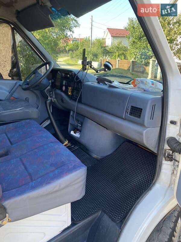 Микроавтобус грузовой (до 3,5т) Mercedes-Benz Sprinter 1998 в Черновцах