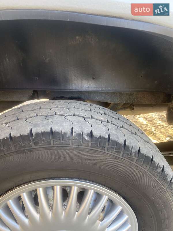 Микроавтобус грузовой (до 3,5т) Mercedes-Benz Sprinter 1998 в Черновцах