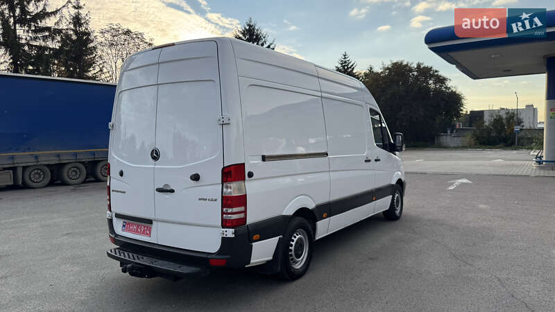 Грузовой фургон Mercedes-Benz Sprinter 2014 в Ровно