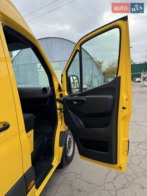 Вантажний фургон Mercedes-Benz Sprinter 2020 в Рівному фото 33 Вантажний фургон Mercedes-Benz Sprinter 2020 в Рівному