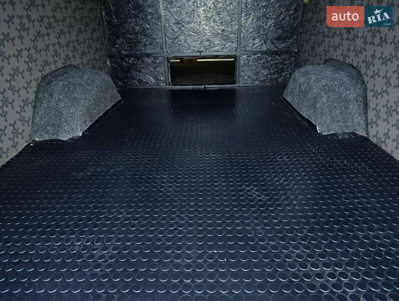Микроавтобус Mercedes-Benz Sprinter 2005 в Стрые