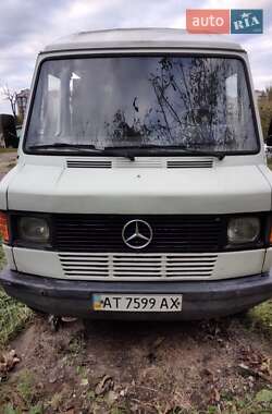 Вантажний фургон Mercedes-Benz Sprinter 1994 в Калуші