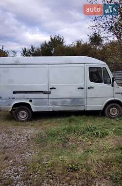 Грузовой фургон Mercedes-Benz Sprinter 1994 в  фото 4 Грузовой фургон Mercedes-Benz Sprinter 1994 в